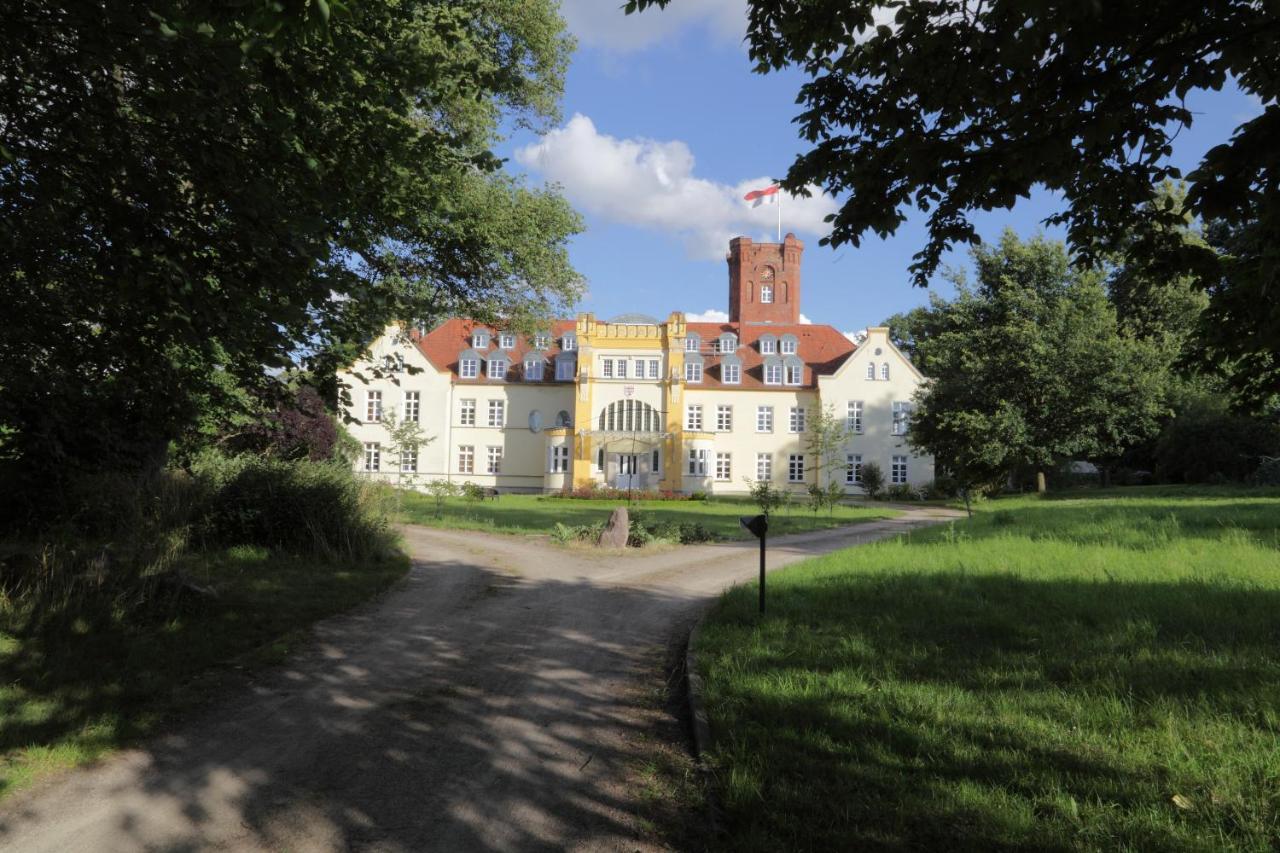 Schloss Lelkendorf, Fewo Gross Gievitz Экстерьер фото